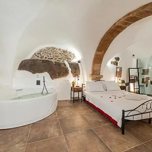 Romantic Loft With Jacuzzi In The Castle , Castelsardo Italie