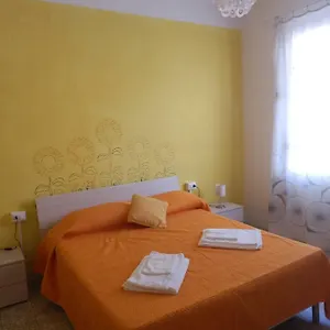 Tata Geli , La Spezia Italie